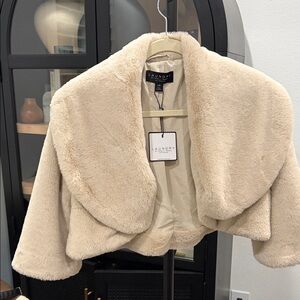 Laundry By Shelli Segal cropped Teddy Jacket faux fur